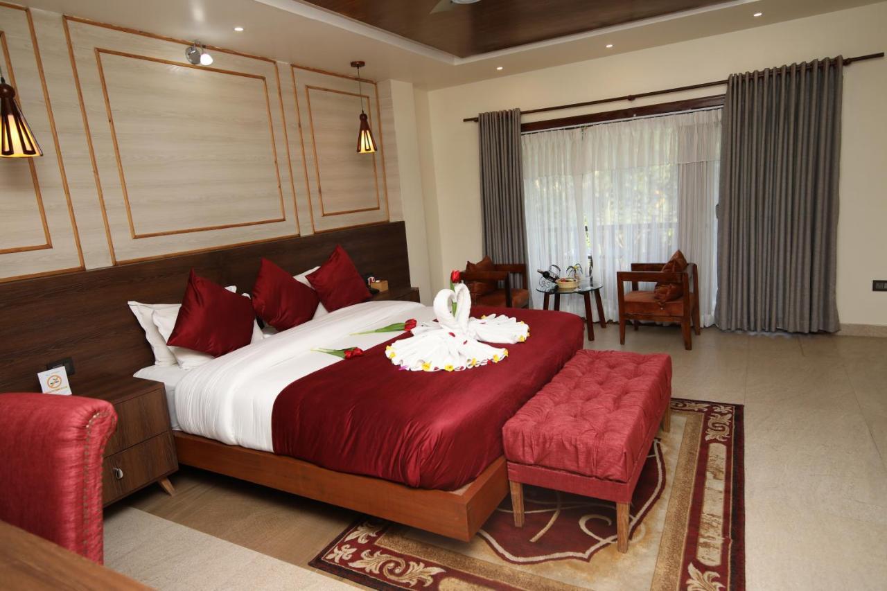 Kc'S Home Sauraha Exterior photo