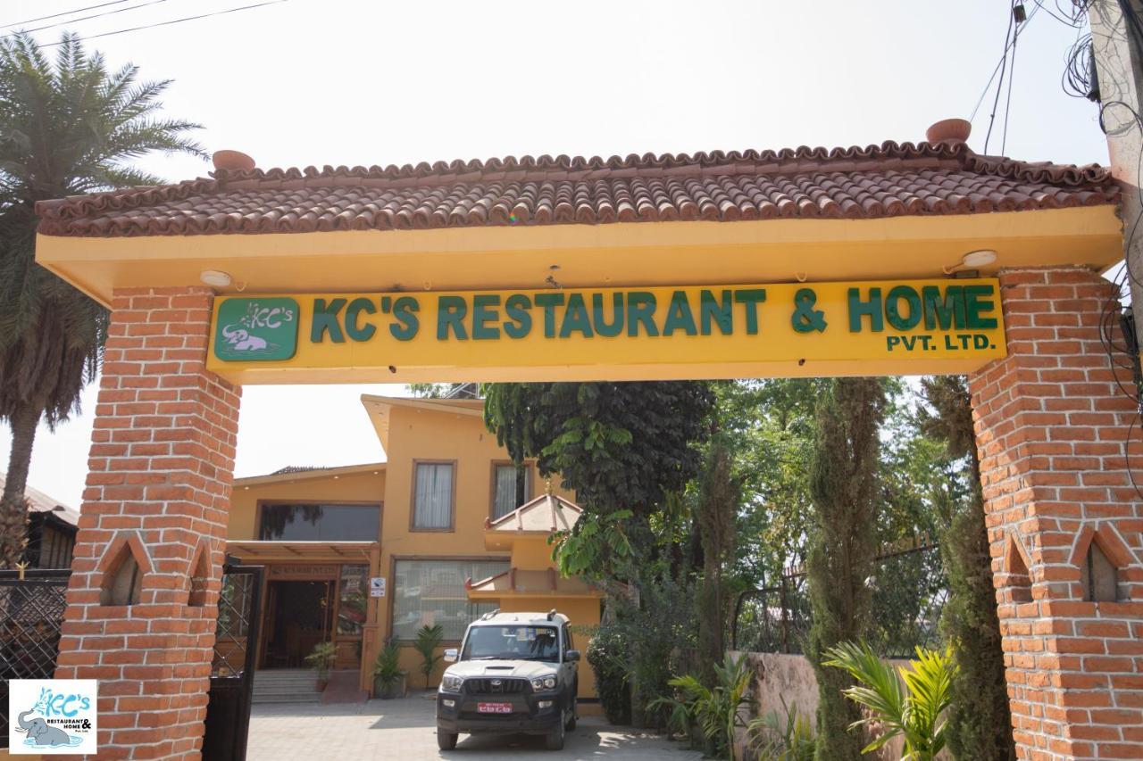 Kc'S Home Sauraha Exterior photo