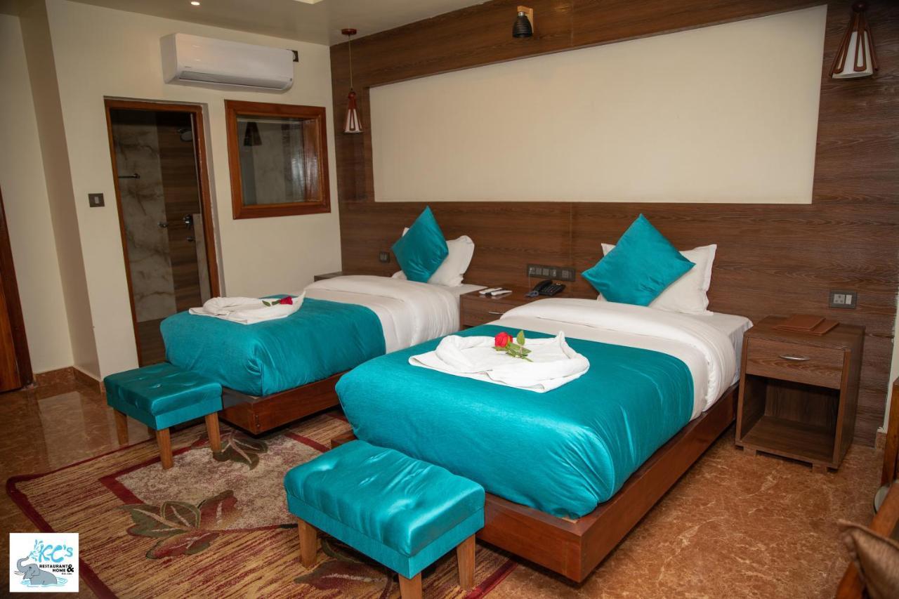 Kc'S Home Sauraha Exterior photo