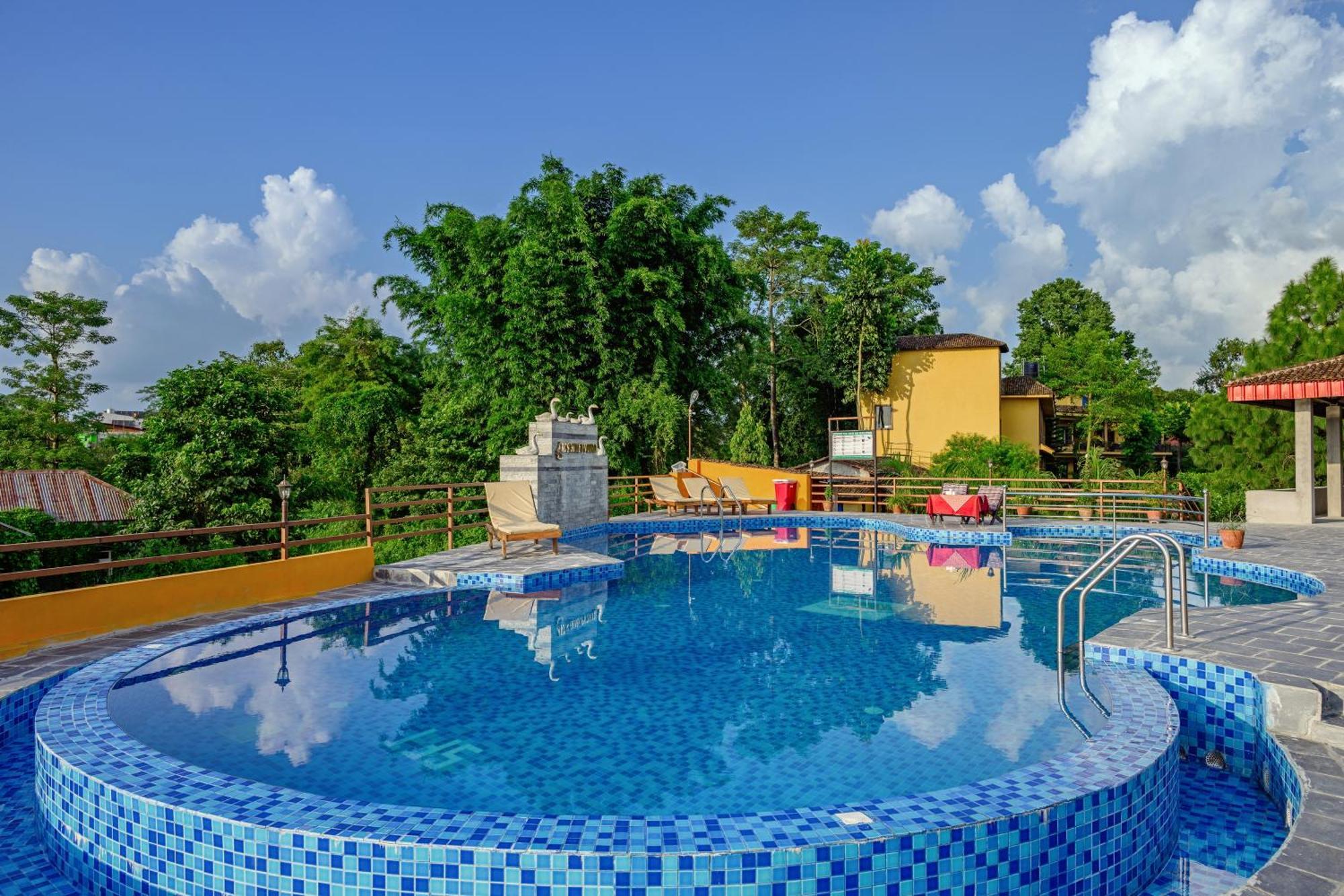 Kc'S Home Sauraha Exterior photo